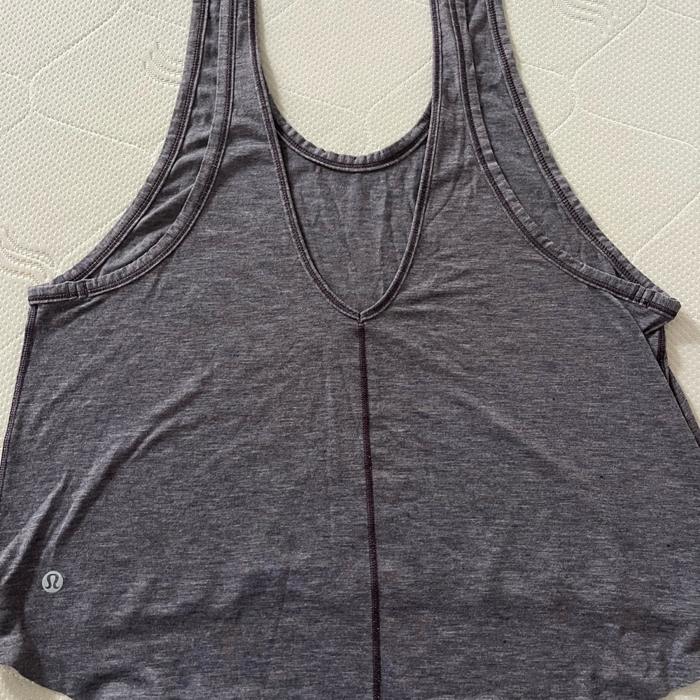 Lululemon tank top